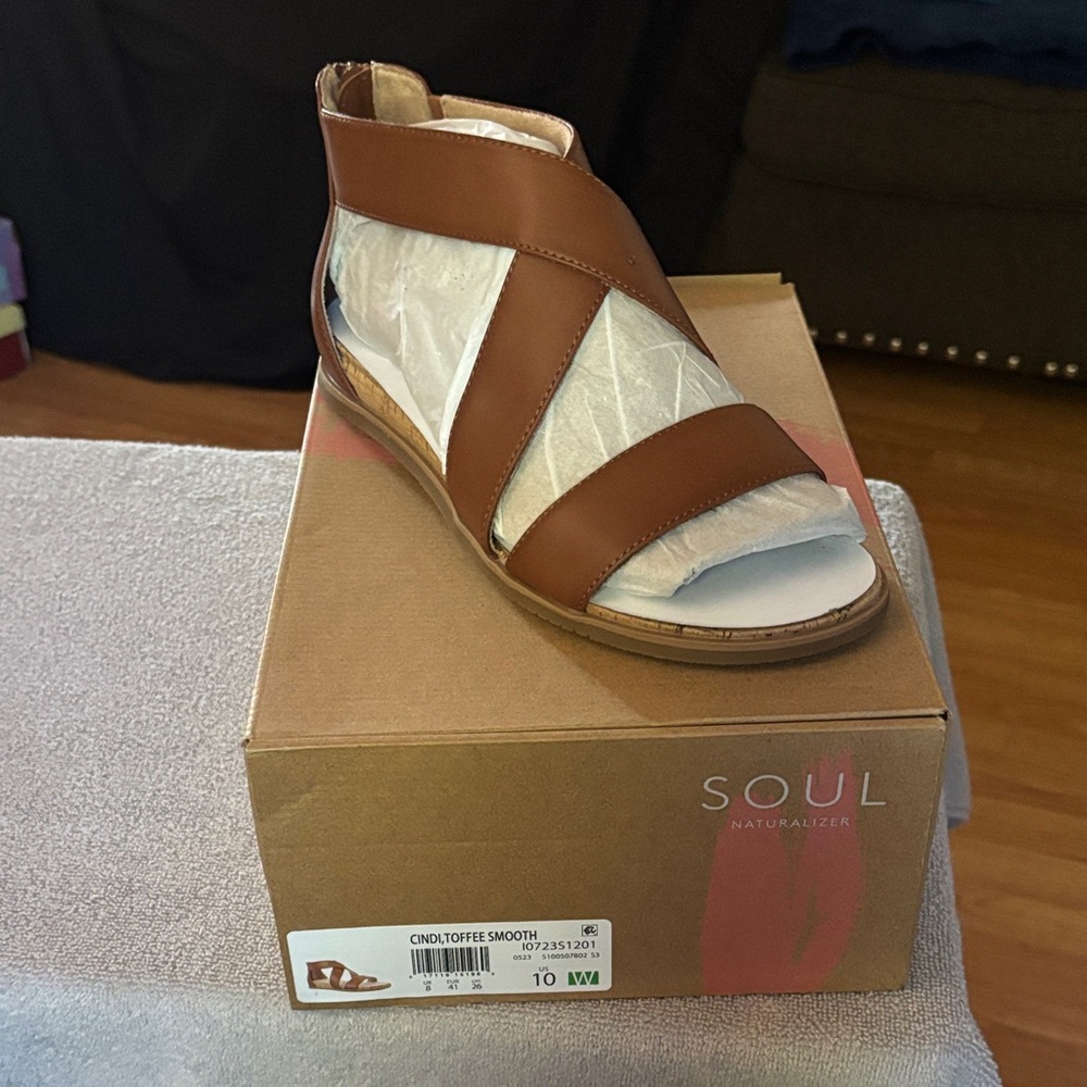 SOUL Naturalizer Women's Toffee Sandals